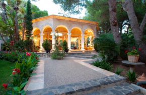 Гостиница Lago Garden Apart-Suites & Spa Hotel  Кала Ратхада